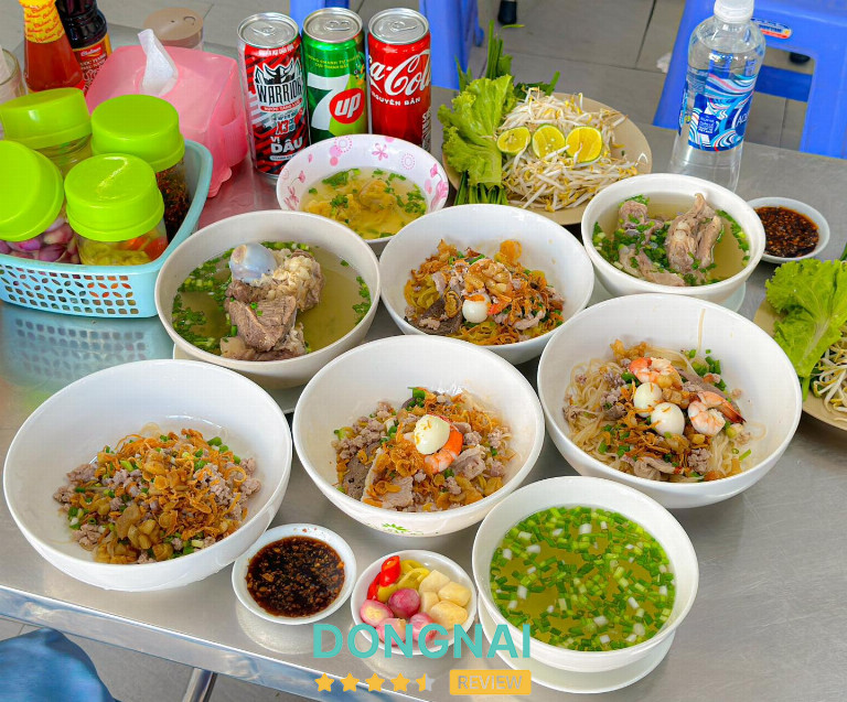 Hủ Tiếu Nam Vang gia truyền Ông Hai Bầu