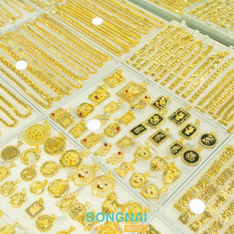 Tiệm Vàng Kim Mạnh Hùng