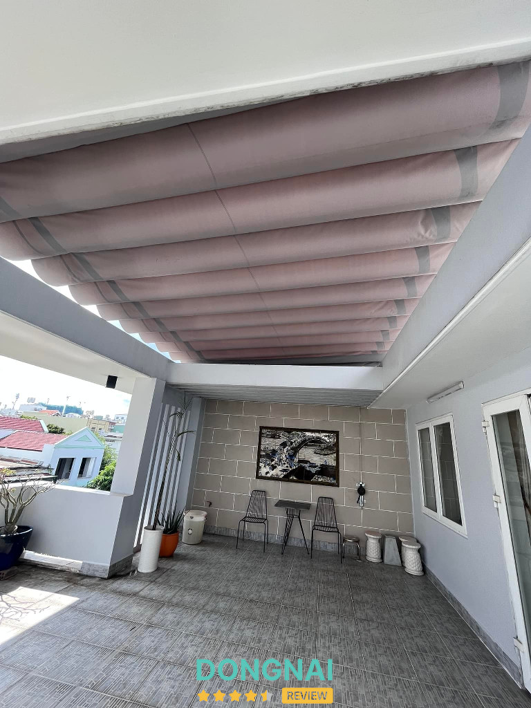 Mái xếp Hoàng Long – 130 Đồng Khởi