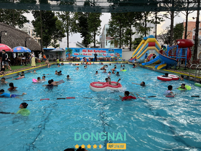 Hồ Bơi Babylon - Khu Dân Cư Phú Gia 1