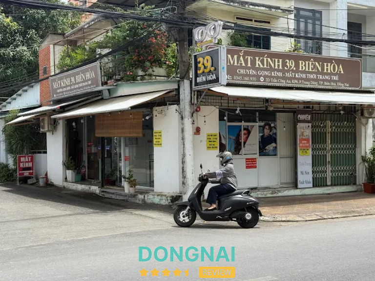 Mắt Kính 39 - 2Đ Trần Công An