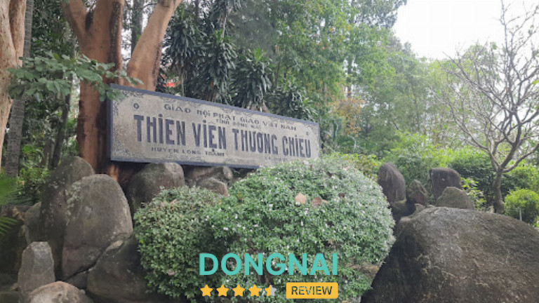 Thiền Viện Thường Chiếu được xây dựng vào năm 1974 dưới sự sáng lập của Hòa thượng Thích Thanh Từ