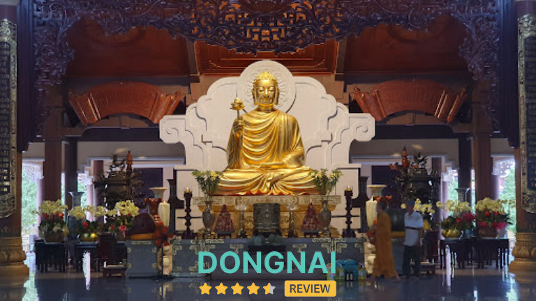 Chánh điện Thiền viện Thường Chiếu với kiến trúc trang nghiêm, không gian thanh tịnh và biểu tượng tâm linh nổi bật thu hút nhiều Phật tử đến chiêm bái.