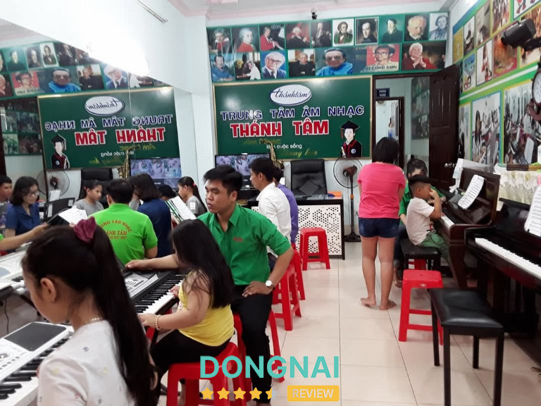 Trung Tâm Âm Nhạc Thánh Tâm – C3 Phan Chu Trinh