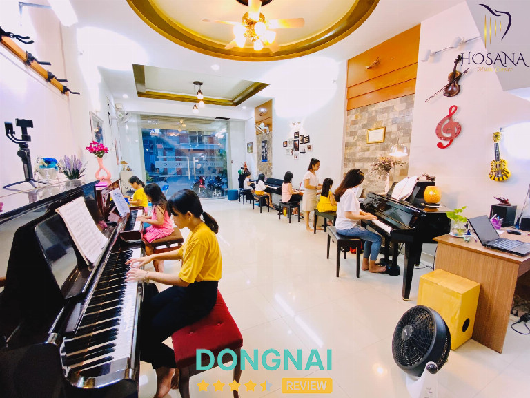 Trung Tâm Dạy Nhạc Hosana Music - M49KDC Tân phong