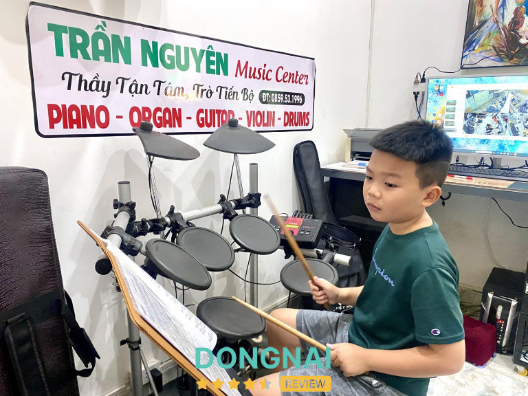 Lớp nhạc Trần Nguyên - Khu Phố 5