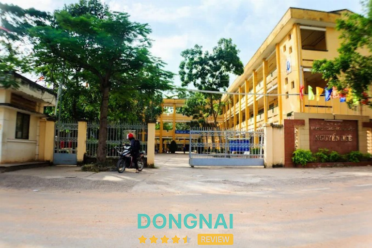 THPT Nguyễn Huệ A - P. Bình Long 