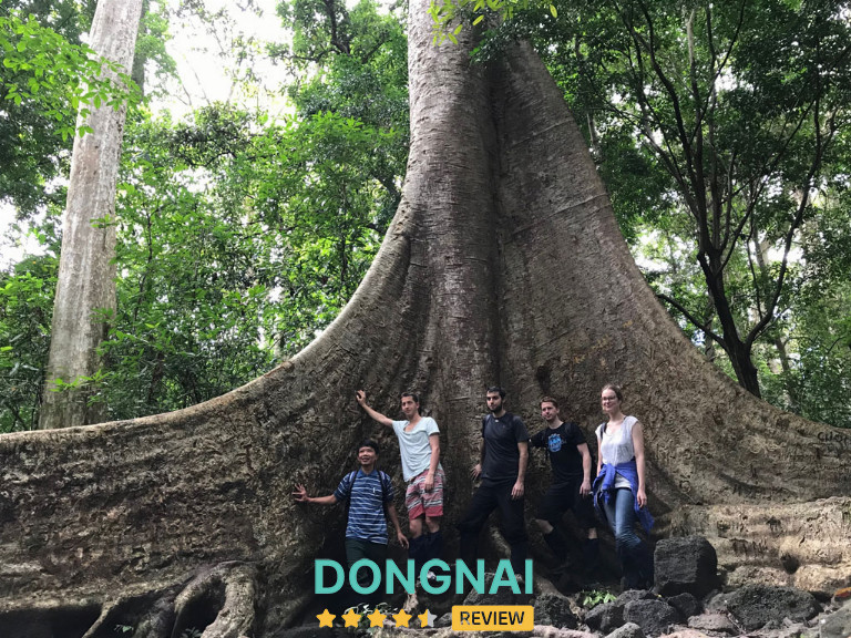 Du khách nên chuẩn bị đầy đủ các vật dụng cần thiết khi đến khám phá khu rừng nguyên sinh Cát Tiên