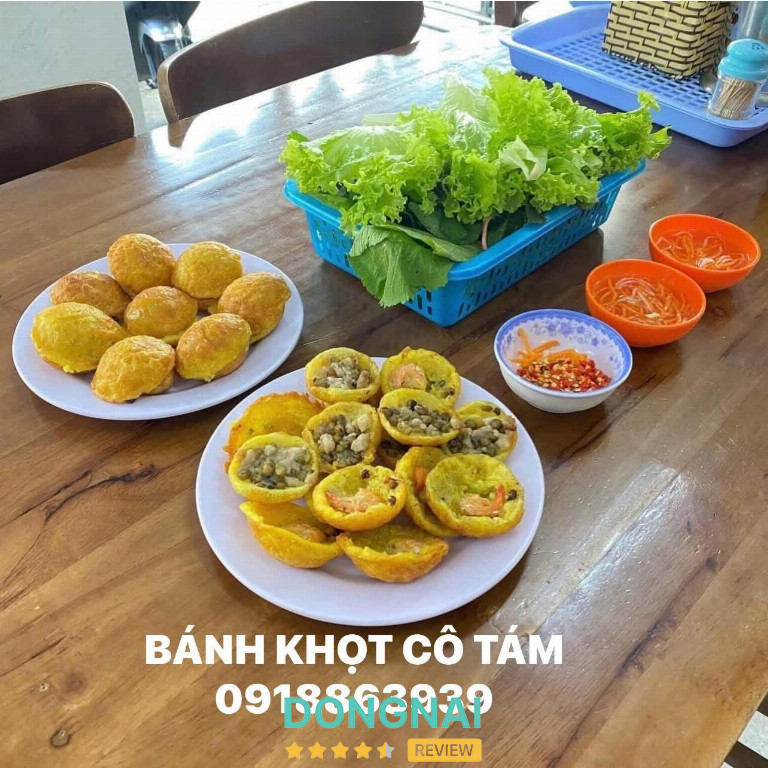 Bánh Xèo Cô Tám - 136 - 138 Trần Quốc Toản