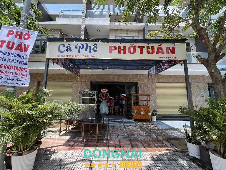 Phở Tuấn - 12/4 Đường E6