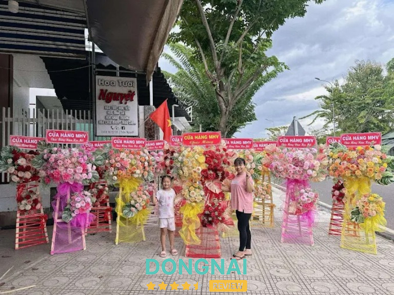 Hoa Tươi Nguyệt - Ấp Hiệp Tâm 2