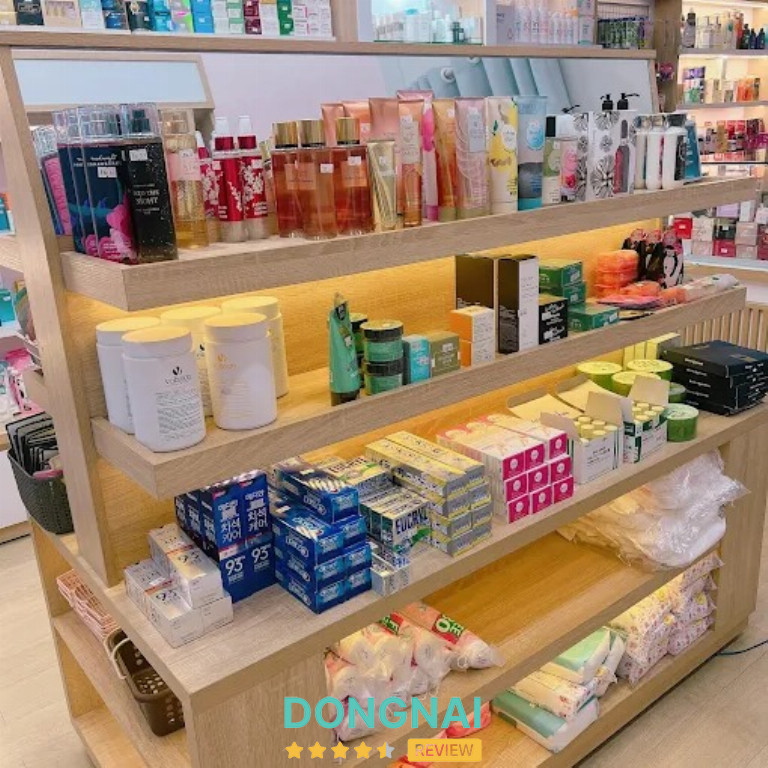 Ngọc Cosmetics - 552 Nguyễn Ái Quốc