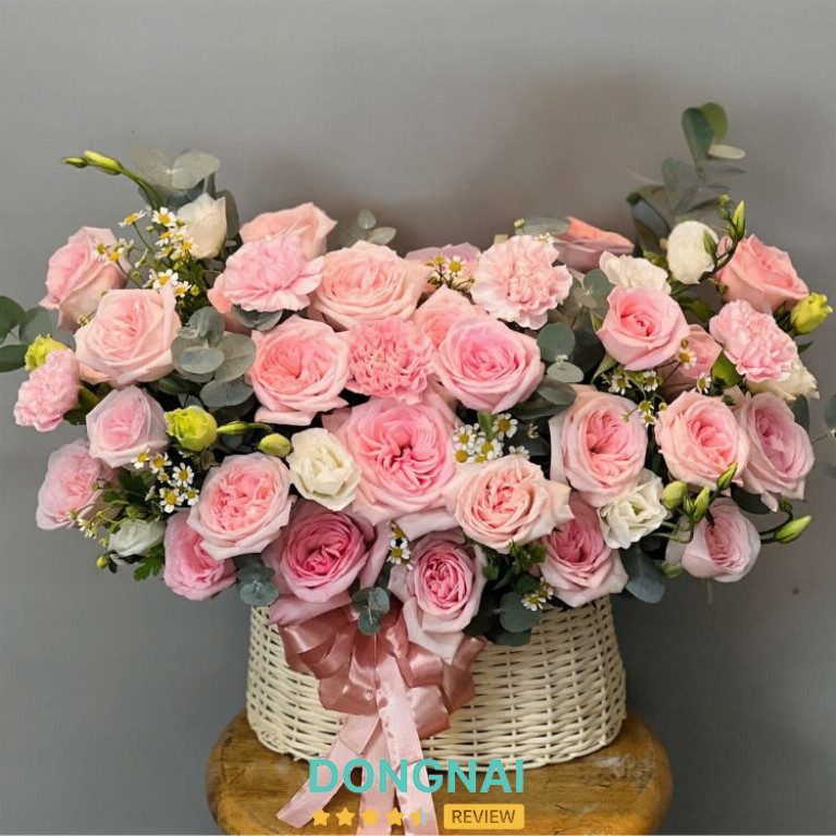Hoa Tươi Hồng Thơm - Sông Ray