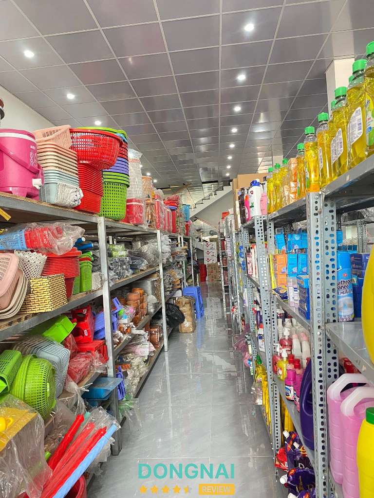 cửa hàng bán thùng rác ở Đồng Xoài