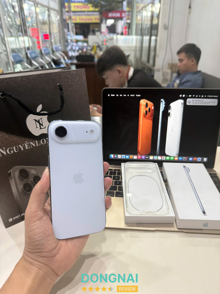 Nguyễn Long iPhone Store – 1065 Phú Riềng Đỏ