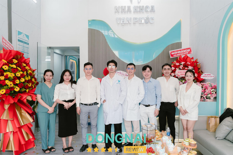 Nha khoa Vạn Phúc - 97 Hùng Vương