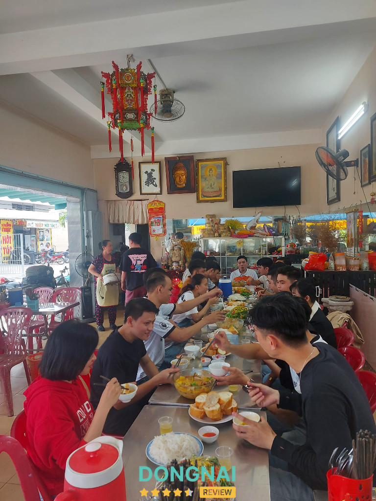 Quán Cơm Chay Dì Nghĩa – Nguyễn Văn Nghĩa