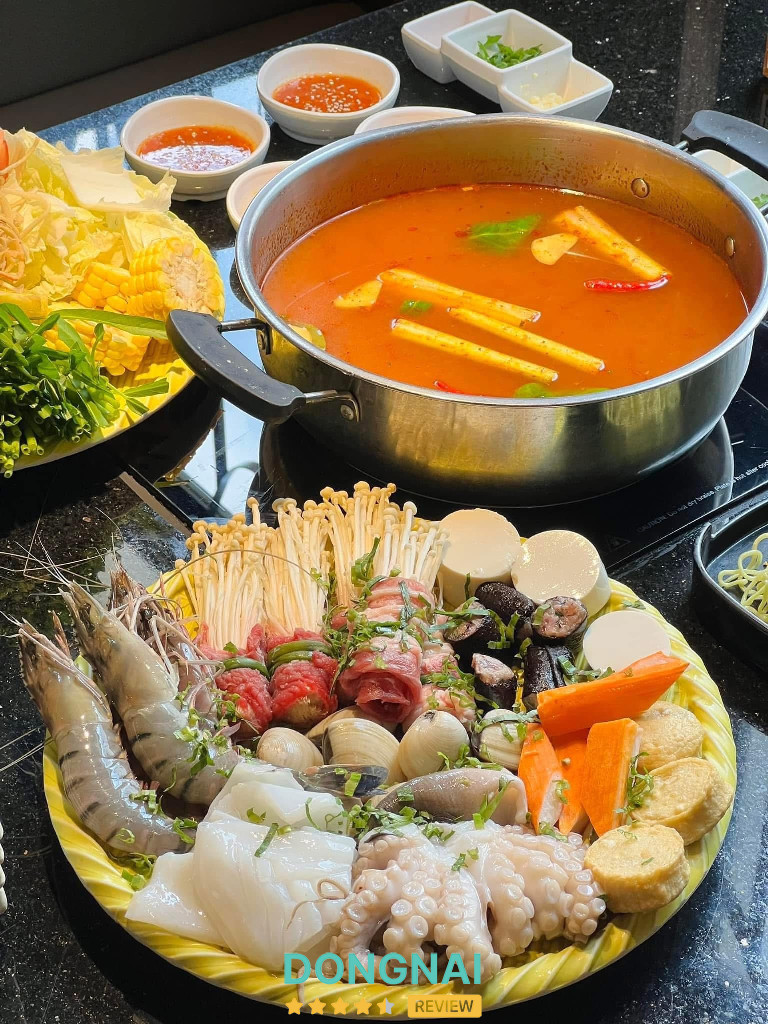 Lẩu 1102 - 1080 Shophouse Vincom Phạm Văn Thuận