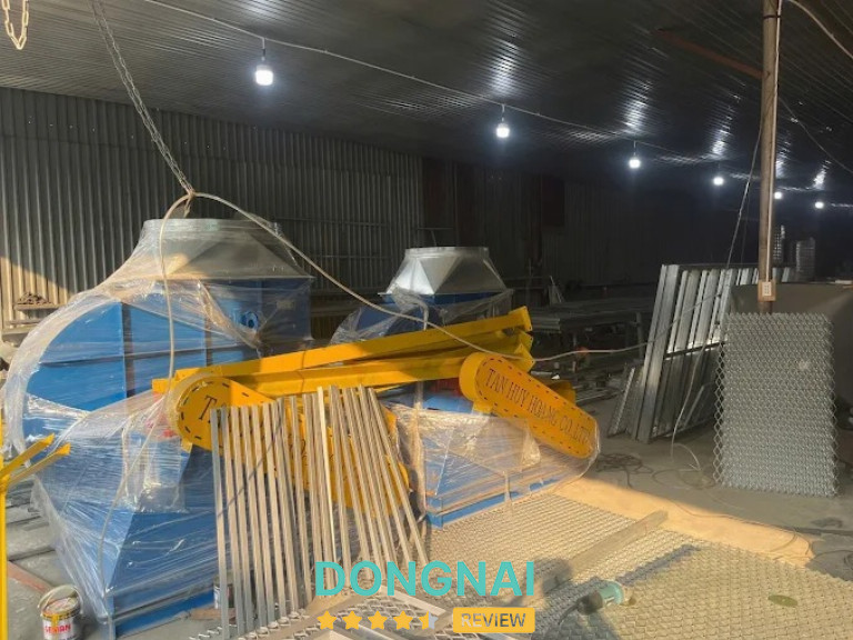 Xưởng Gia Công Cơ Khí Tân Huy Hoàng - Điểu Xiển