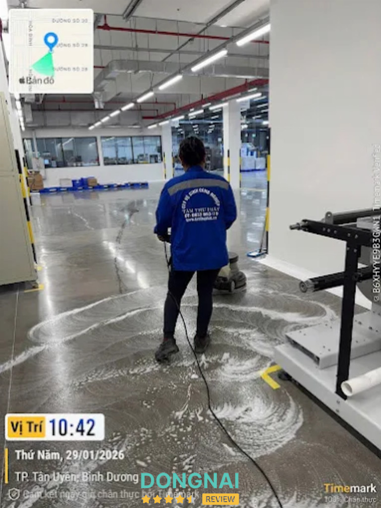 Vệ sinh công nghiệp Tâm Thư Phát - Tổ 11 KP1A