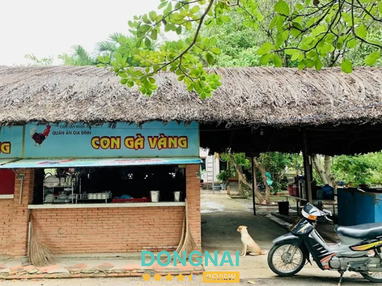 Quán Ăn Con Gà Vàng - 62 Bến Đình