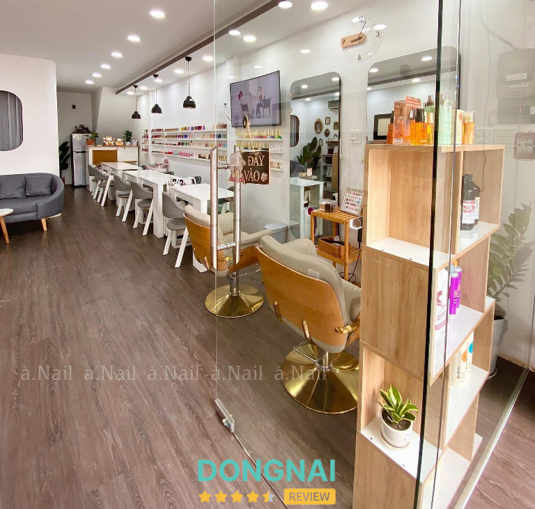 À Nail - 51 Khổng Tử 