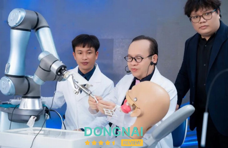 Nha khoa Nhân Tâm tiếp nhận chuyển giao công nghệ Robot cấy ghép implant